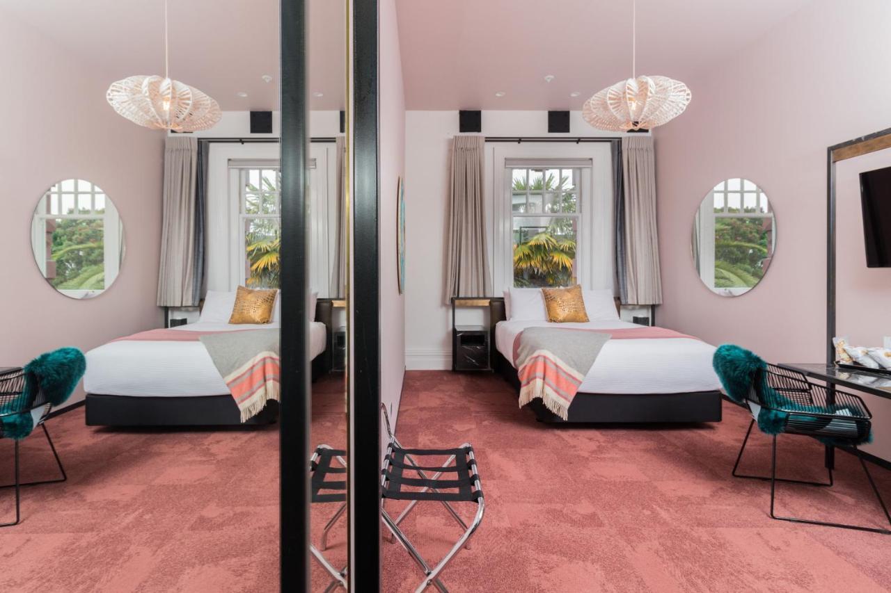 Clarence Boutique Hotel Tauranga Zewnętrze zdjęcie